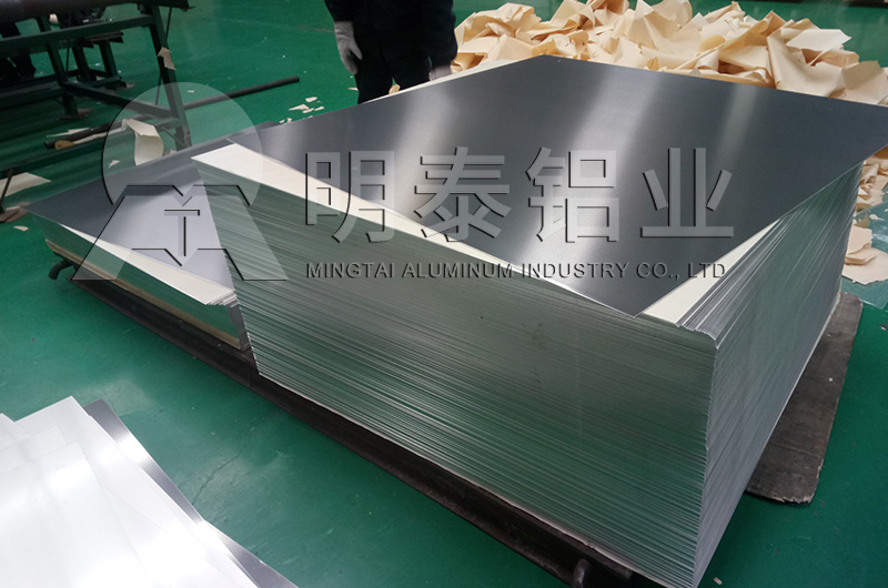 1060鋁板生產(chǎn)廠家_價(jià)格優(yōu)惠